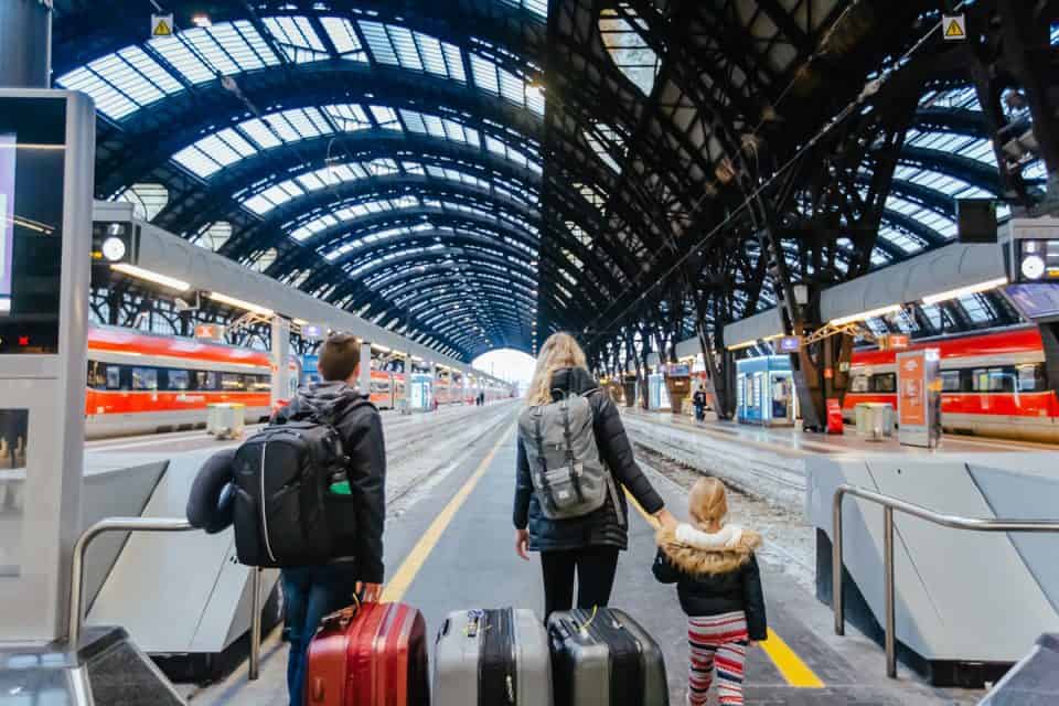 Tips For Traveling Via Railroads In Europe Tips For Traveling Via Railroads In Europe