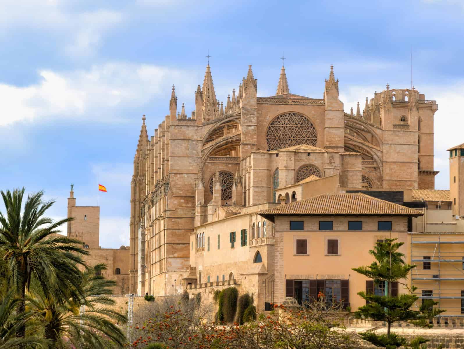Old Town, Cathedral & Caves of Drach