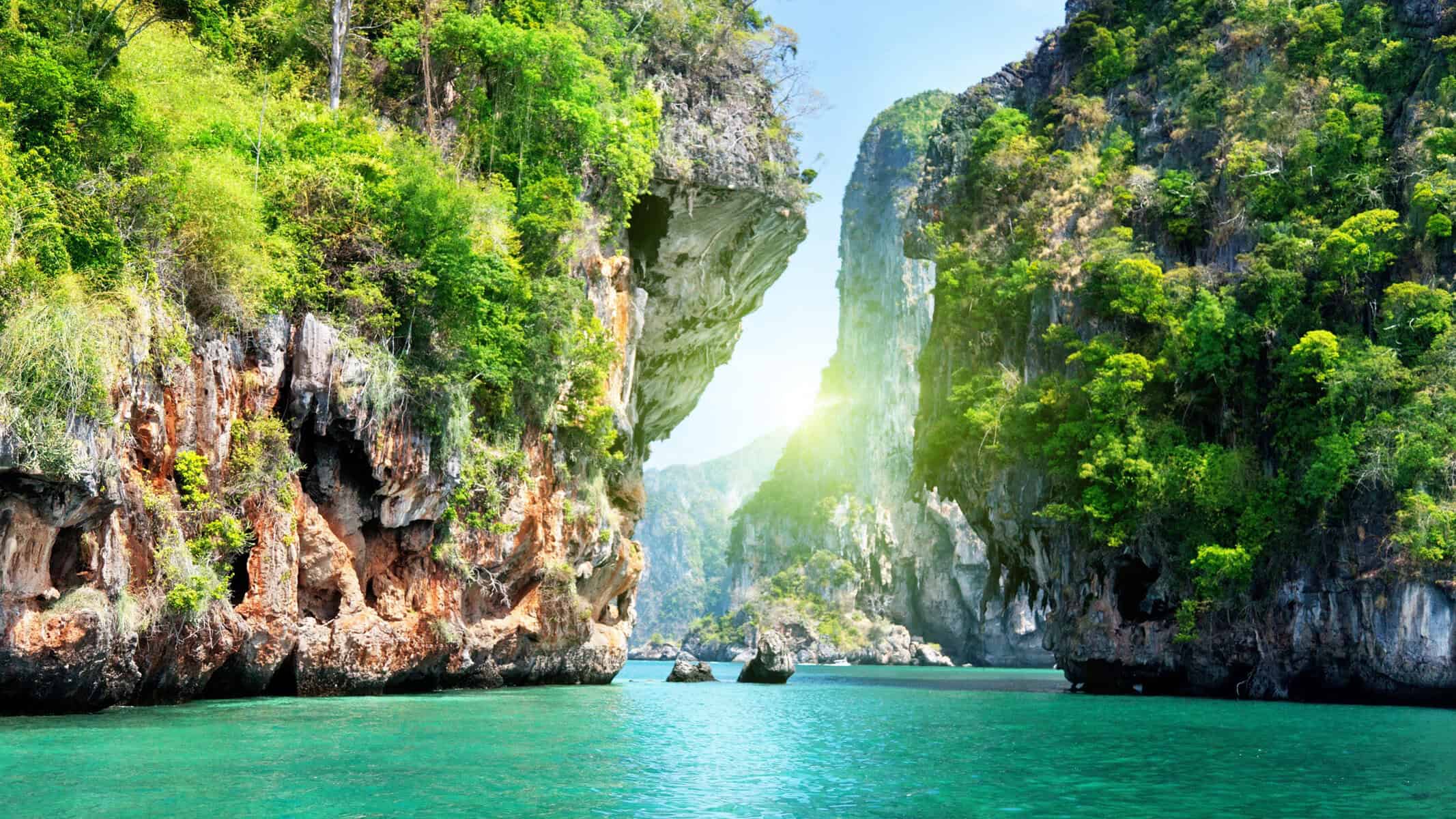 Phi Phi + James Bond Island Private Speedboat Tour